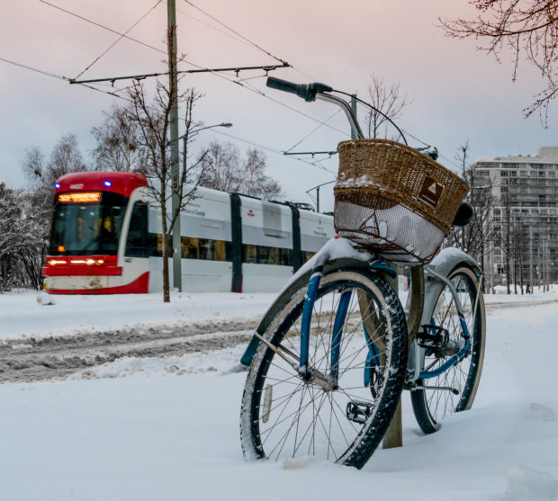 bike train snow
