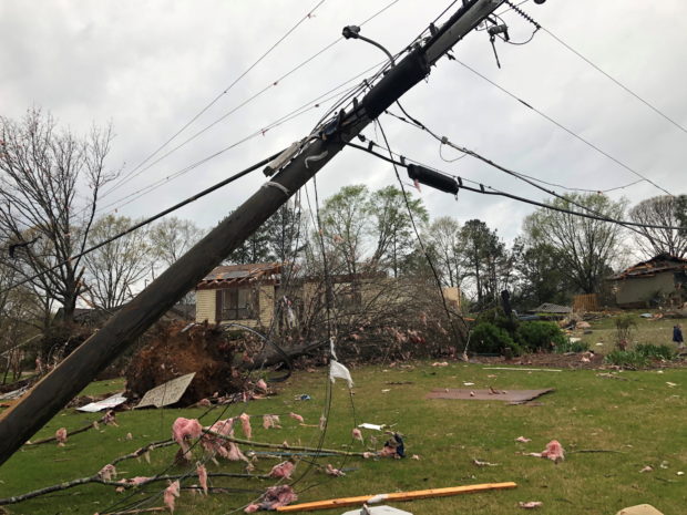 At least 5 dead as tornadoes rip through Alabama, destroying homes