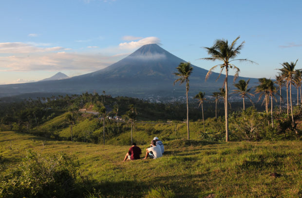 tourism industry in bicol region