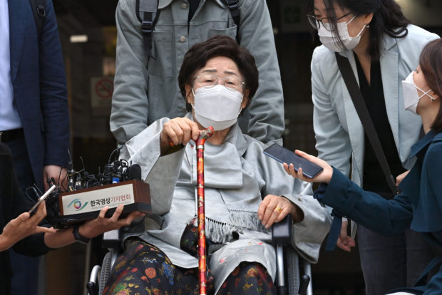 South Korea court dismisses 'comfort women' case against Japan