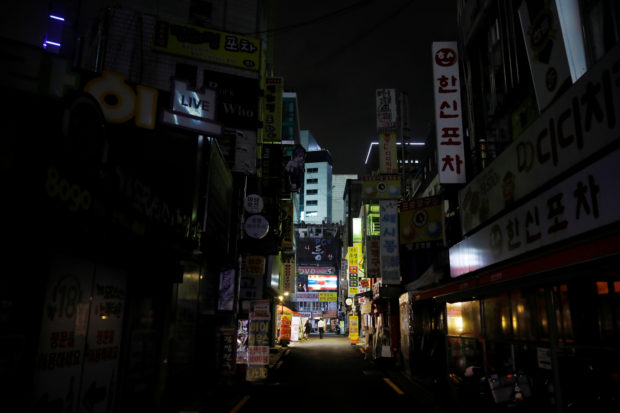 South Korea orders closure of nightclubs, karaoke bars amid concern over 4th COVID-19 wave