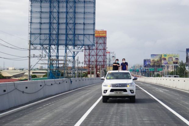 SMC opens 2 northbound lanes of Skyway Extension; toll free for now