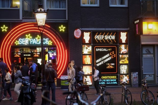 Amsterdam sex workers return after COVID-19 'catastrophe'