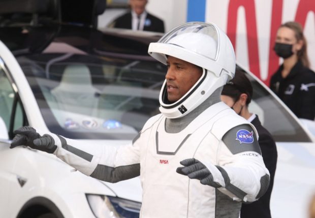 “Sembrava davvero pesante:” descrive gli astronauti che tornavano sulla Terra a bordo della capsula SpaceX