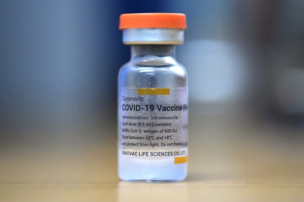 Taguig suspends use of Sinovac vaccine