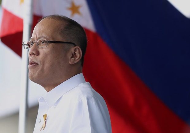 Manila mourns passing of ex-president Noynoy Aquino, flags ...