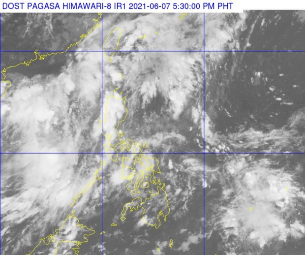 Monsoon rain to persist over western Luzon; rain in Visayas, Mindanao due to LPA