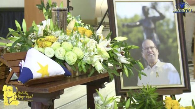 The urn containing the remains of former President Benigno S. Aquino III is in display in the altar of the Church of Gesú at the Ateneo de Manila University. Image grabbed from the Ateneo de Manila University Facebook live