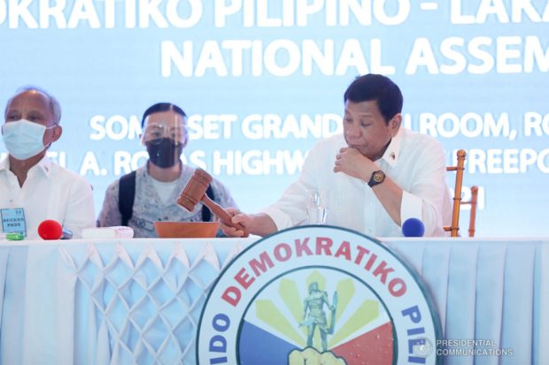 At least 25 governors across the country backed calls for President Duterte to run for vice president in the 2022 national elections. 