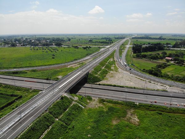 First 18 km of 30-km Central Luzon Link Expressway opens