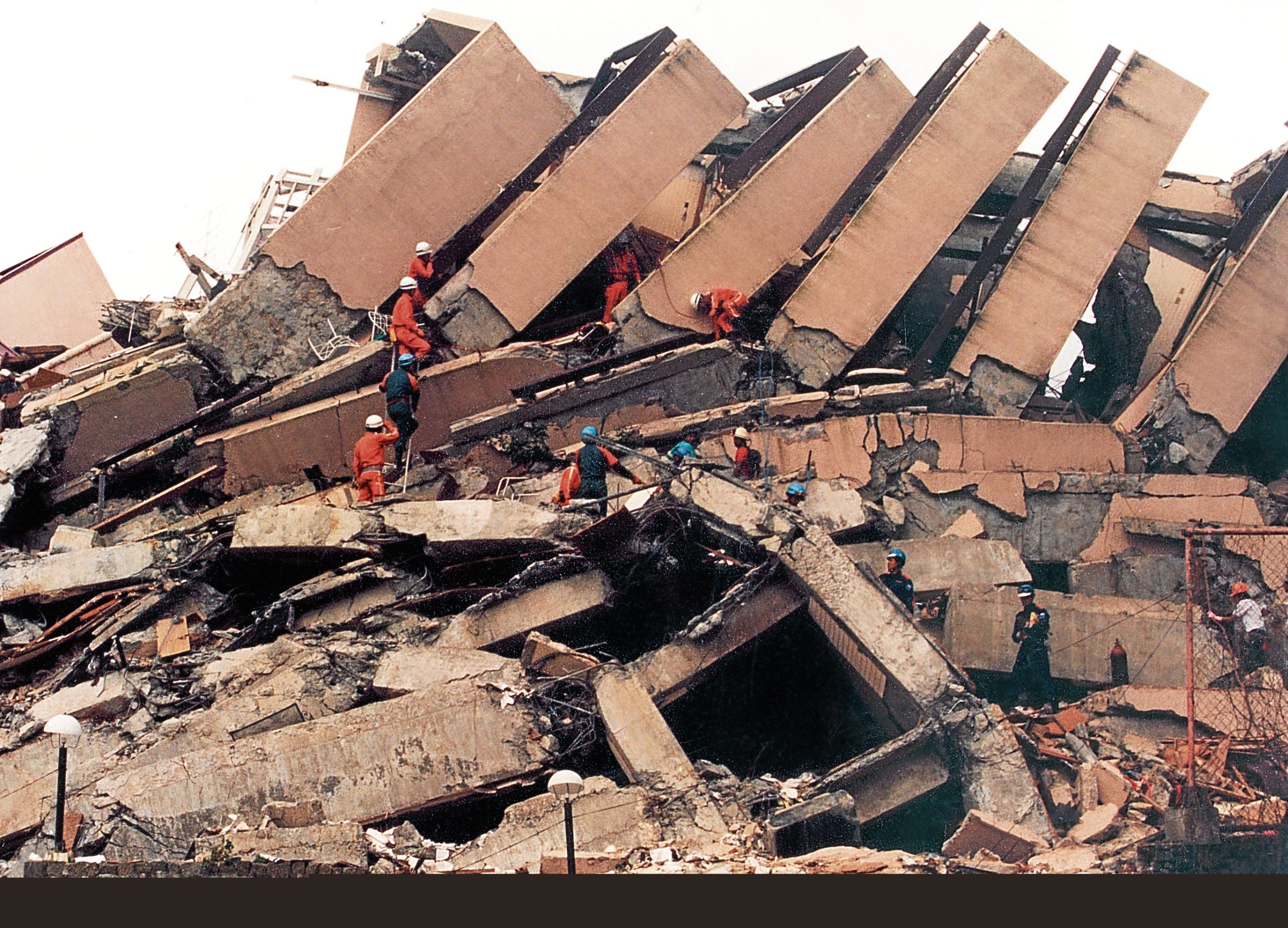 luzon earthquake 1990 case study