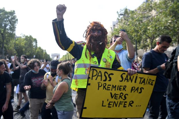 france health pass protests
