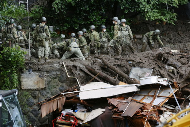 japan mudslide rescue