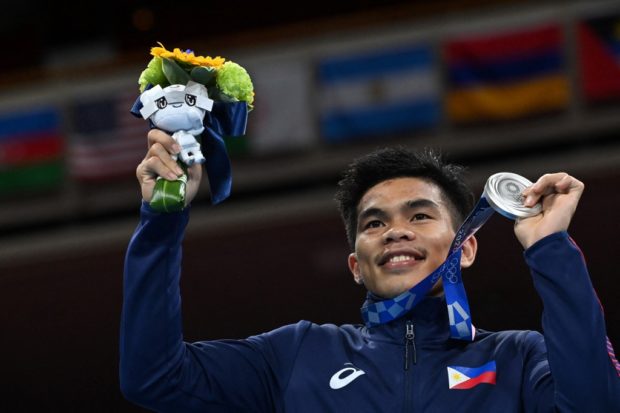 Palace hails boxer Carlo Paalam for clinching Olympic silver medal