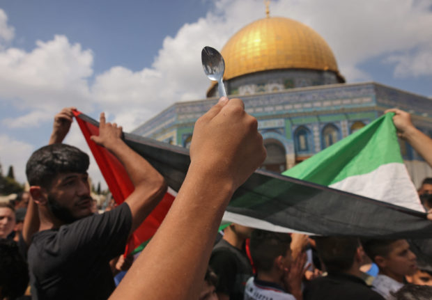 Spoons become a new symbol of Palestinian 'freedom'