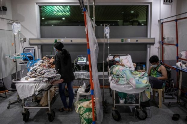 Patients pack government hospital in Metro Manila amid rising COVID-19 cases