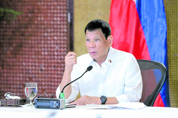 Duterte files COC