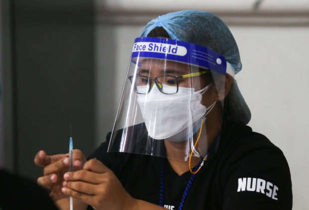 FACE UP The Senate blue ribbon committee resumes its hearing on government deals with Pharmally involving billions of pesos worth of face shields and masks, personal protective equipment and COVID-19 test kits on Thursday. —LYN RILLON
