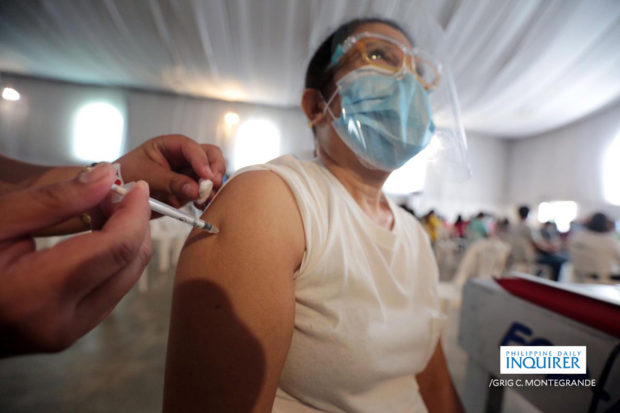 Over 200,000 individuals have so far joined the raffle of the Department of Health (DOH) for those vaccinated against COVID-19, where a total of P3 million in cash prizes are up for grabs.