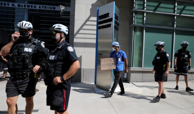 Toronto says police not vaccinated by Nov 30 will be put on unpaid leave