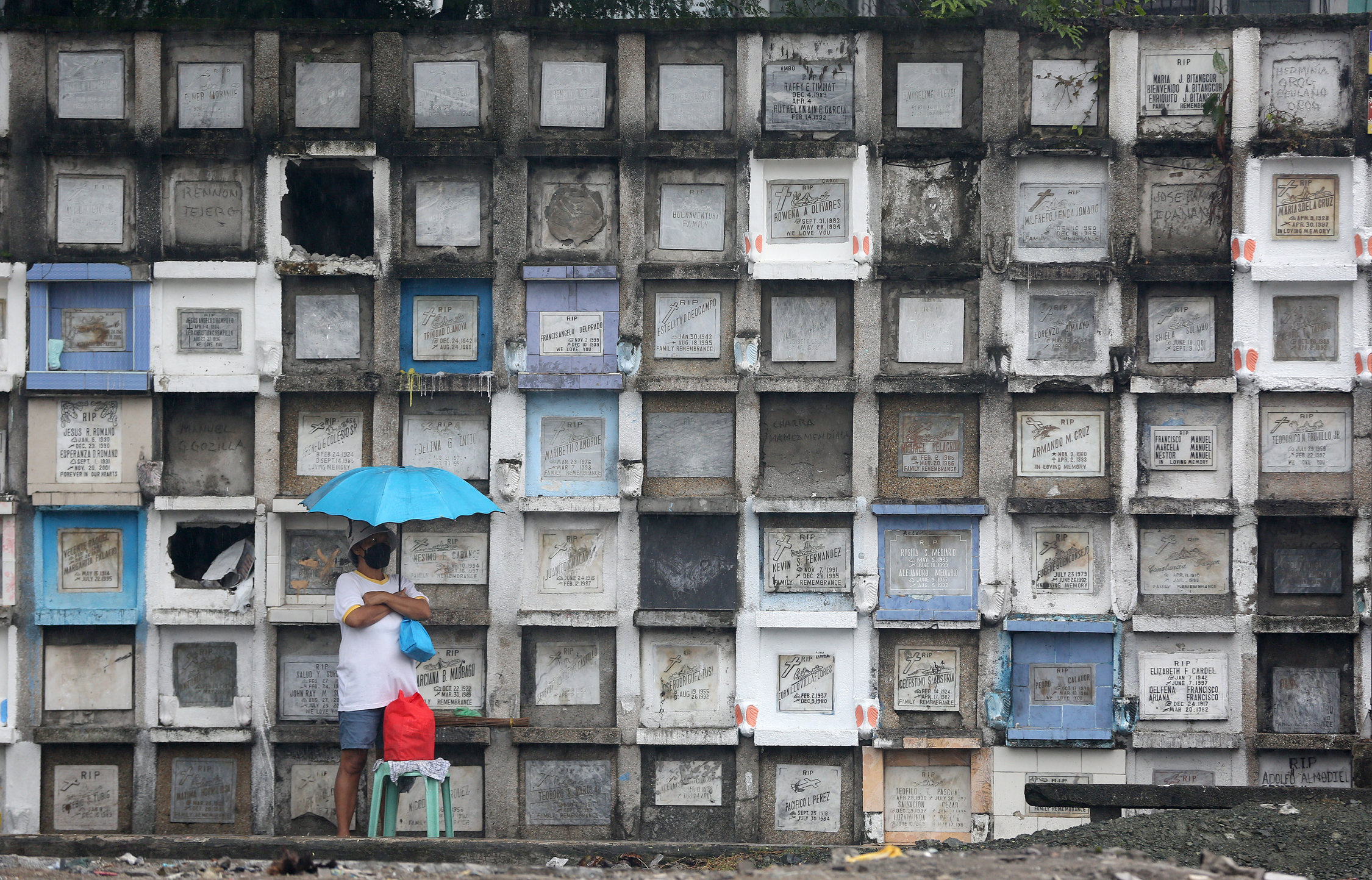 QC gives reminders to visitors going to Bagbag, Novaliches cemeteries
