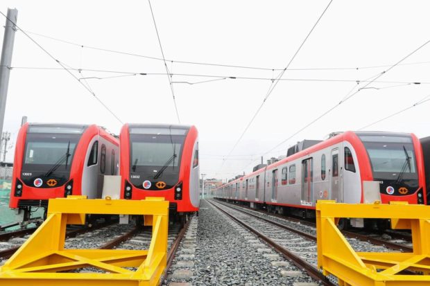 Llegan nuevos trenes LRT-1 desde España y México;  Más por venir – DOTr