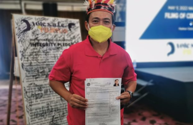 Ex-Rep. Teddy Baguilat files candidacy for senator