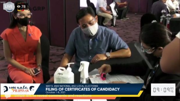 Former Department of Public Works and Highways (DPWH) Secretary Mark Villar filed his certificate of candidacy (COC) to run for senator on Wednesday.