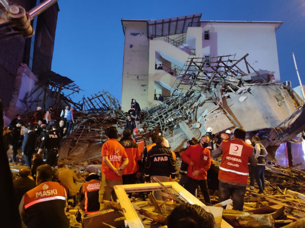 21 survive Turkey building collapse with no deaths
