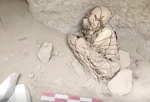 Peru 800-year-old mummy
