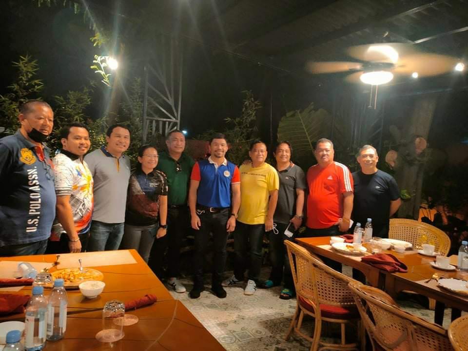 Senator Manny Pacquiao with Sarangani officials