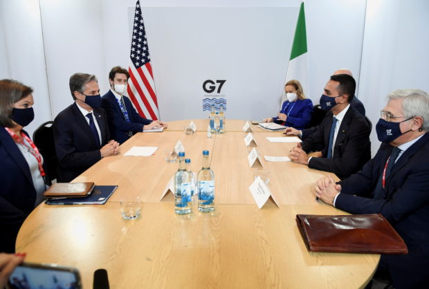 U.S. Secretary of State Antony Blinken meets with Italian Foreign Minister Luigi Di Maio on the first day of the G7 foreign ministers summit in Liverpool, Britain December 11, 2021. Olivier Douliery/Pool via REUTERS