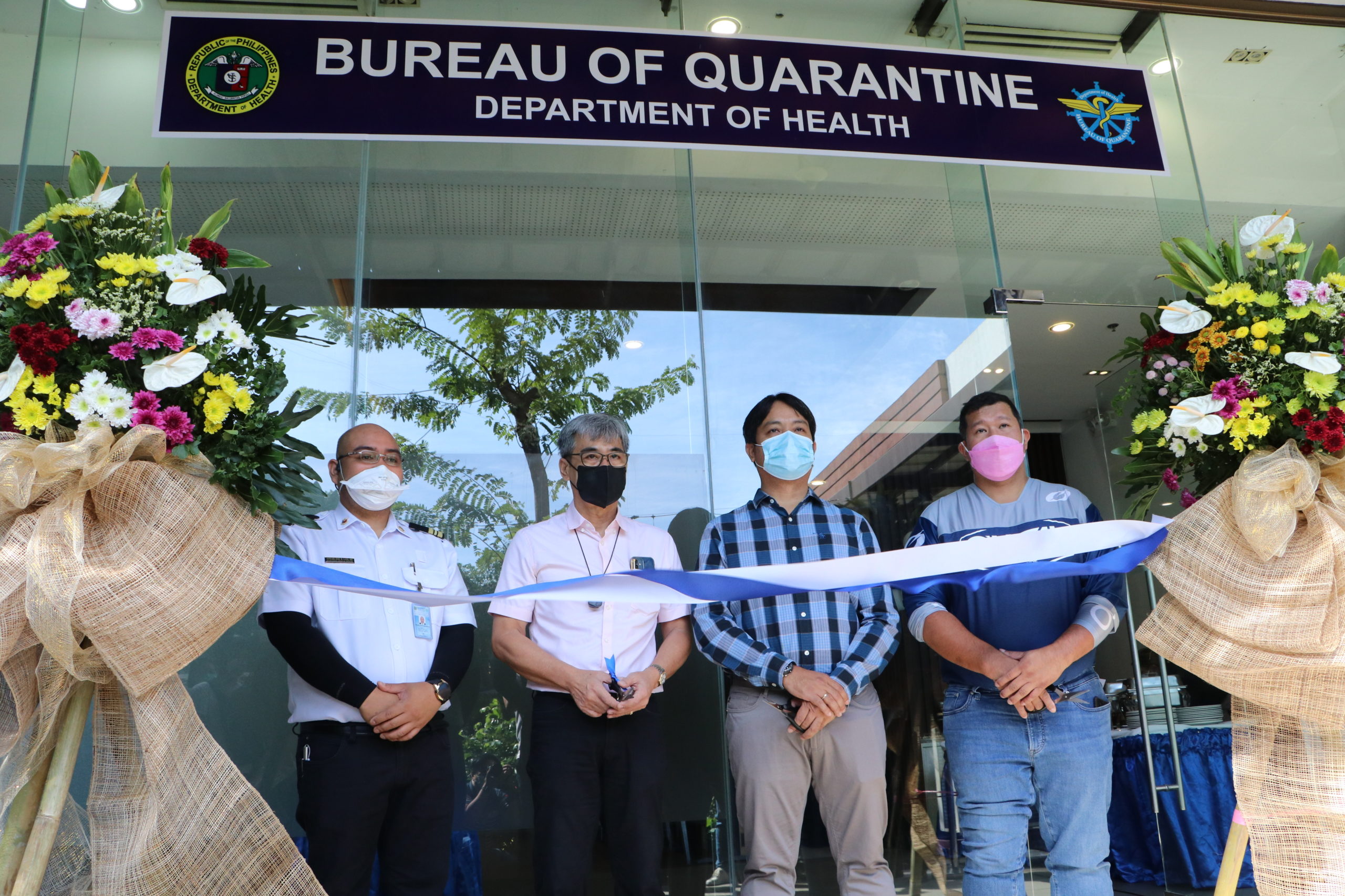 Bureau of Quarantine Subic chief Dr. Joseph Macaraeg (second from left) leads the inauguration of its satellite office inside the Subic Bay Freeport. He is joined by (left-right) Dr. Howard Lazo, Harbor Point general manager Engr. Lesly Manalo, and BOQ Subic deputy director Dr. Roberto Salvador Jr. (Photo courtesy of SBMA)