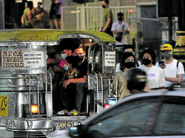 HITCH-FREE RIDE Unvaccinated individuals may ride public transport without fear of being shooed away or offloaded as the “no vaccine, no ride” policy is lifted from Feb. 1 to 15 when Metro Manila comes under alert level 2.
