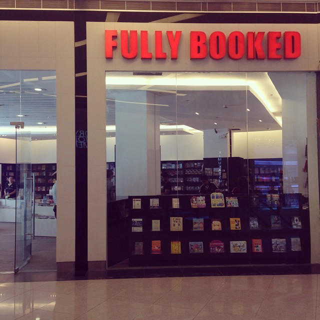 Fully Booked Century Mall
