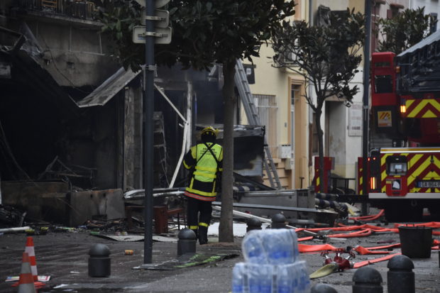 Fire in southern France kills seven, among them children