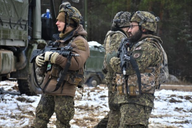 US deploys 3,000 troops in Ukraine standoff