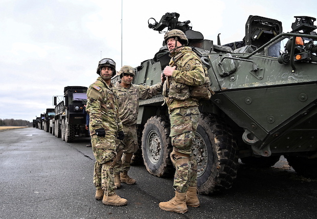 Photo of US troops for story: US reinforcement troops expected to arrive in Romania, more expected