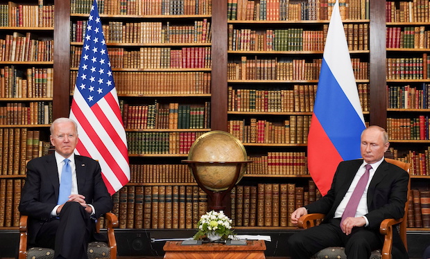 Photo of Joe Biden and Vladimir Putin for story: Biden and Putin to speak as US orders most embassy staff out of Ukraine