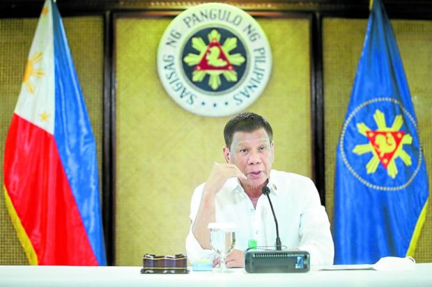 President Rodrigo Roa Duterte talks to the people after holding a meeting with the Inter-Agency Task Force on the Emerging Infectious Diseases (IATF-EID) core members at the Malacaٌan Palace on January 6, 2022. ROBINSON NIرAL/ PRESIDENTIAL PHOTO