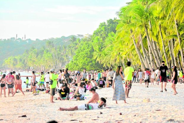 Photo of a beach on Boracay for story: Boracay folk laud 3 bets’ opposition to BIDA bill