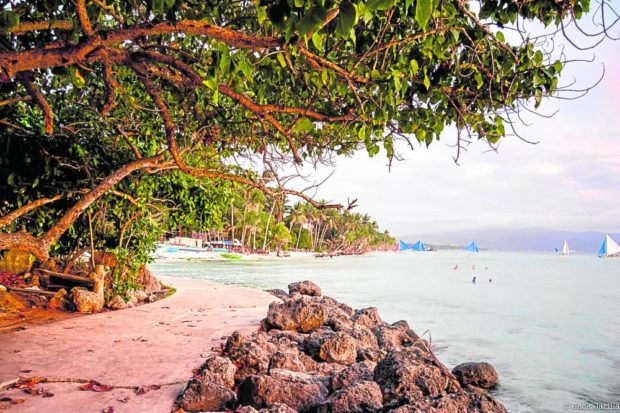 Photo of a beach in Boracay for story: Boracay offers COVID-19 booster shots to tourists – local or foreign