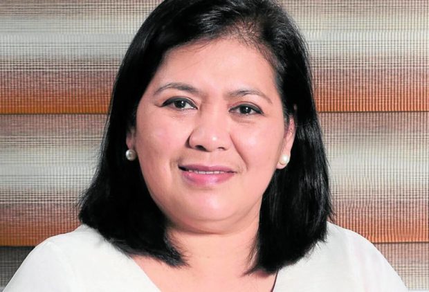  Filipina Grace America, for story: Police eye politics in slay try on Quezon town mayor