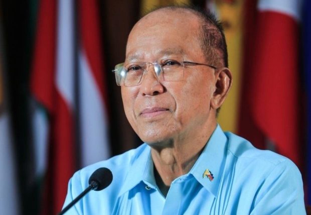 Defense Secretary Delfin Lorenzana fainting independence