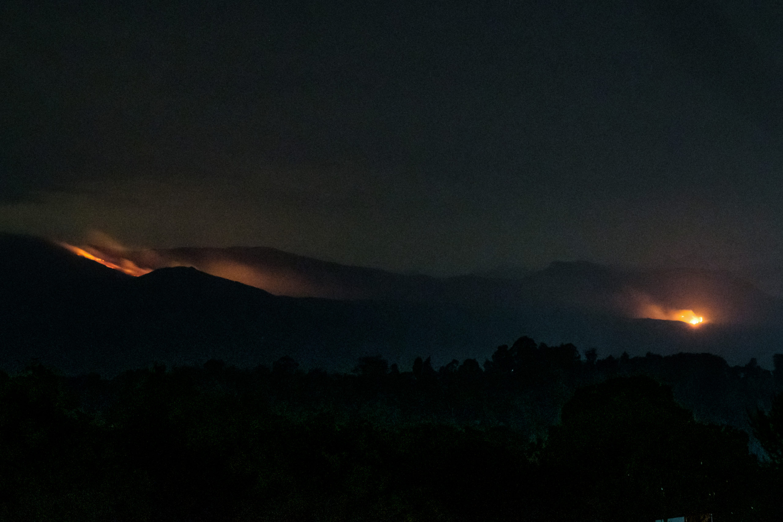 Forest fire rages across Kenya national park | Inquirer News