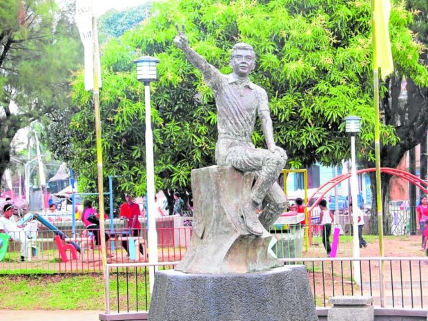 A monument in honor of slain former Antique Gov. Evelio Javier stands at the public plaza named after him in the capital town of San Jose. 