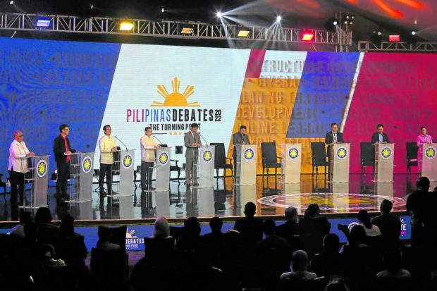 PiliPinas Debates podium. STORY: Comelec debate: Bets tackle tax issue of no-show Marcos