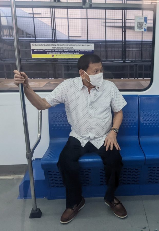 President Duterte rides the MRT-3 during the completion ceremony for the Japan-funded MRT-3 Rehabilitation Project. Image from the Embassy of Japan in the Philippines.