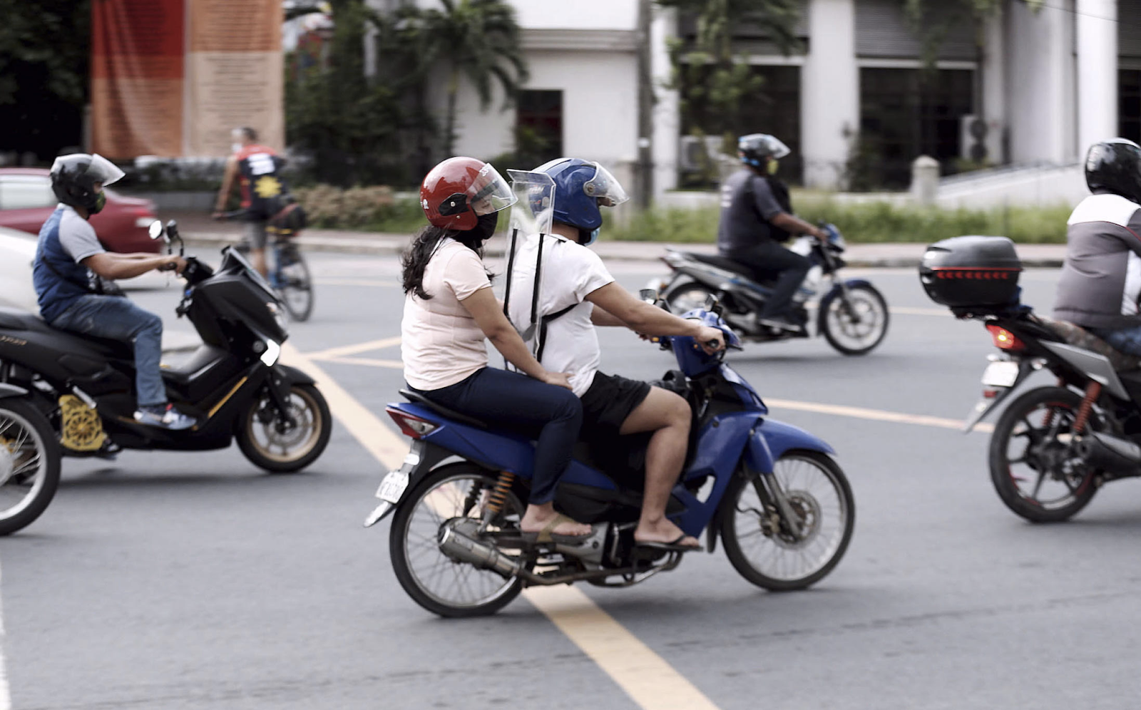 In post-COVID public transport, gov’t gives glance at motorcycle taxis