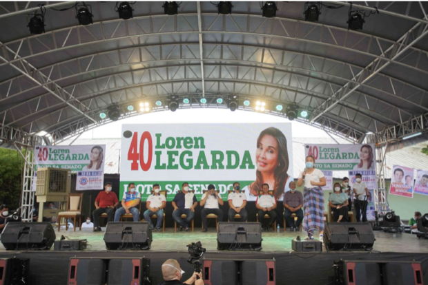 Three-term Senator and Senatorial Candidate Loren Legarda during a meet-and-greet with Bulacan barangay captains and ABC Presidents of Region 3.